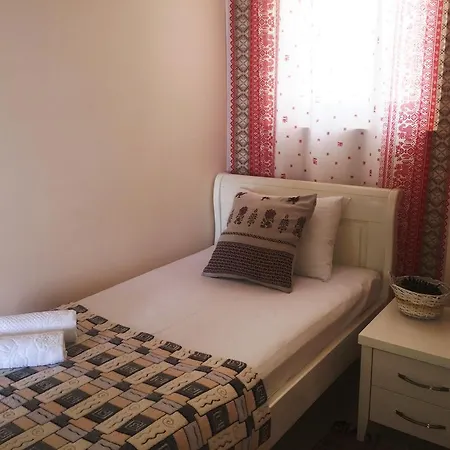 Lägenhet Spas Budva